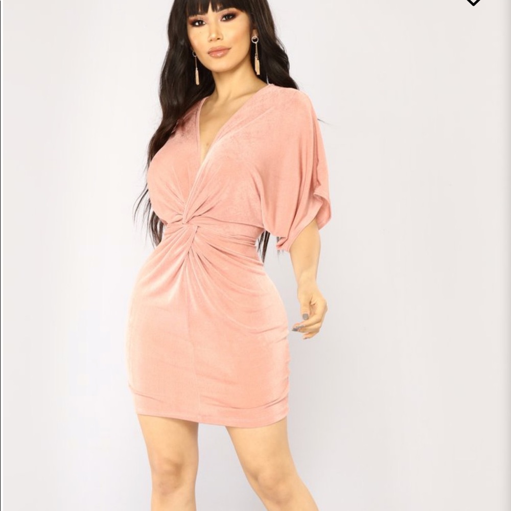 FASHION NOVA BODYCON DRESS